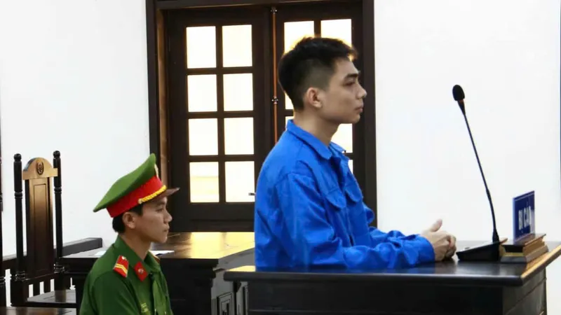 Lãnh án 12 năm tù vì lừa đảo, chiếm đoạt 1,8 tỷ đồng