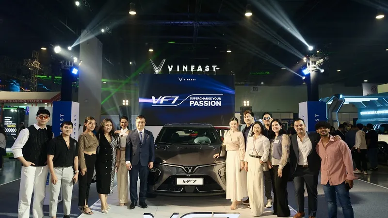 Vinfast chính thức mở bán ô tô điện VF 7 tại Philippines