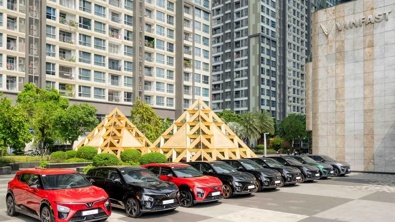 Cách kinh doanh “trọng tình - trượng nghĩa” của hãng xe số 1 Việt Nam