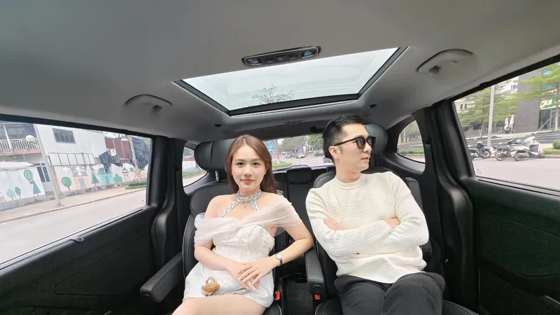 Chưa đầy 1 ngày kể từ khi rao bán, anh Nguyễn Kiên đã có khách chốt cọc chiếc Custin 2.0T 2024 với giá rao là 890 triệu đồng