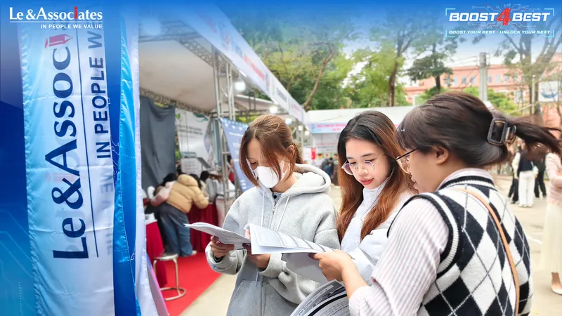 Le & Associates mang hơn 1.500 việc làm đến sinh viên trường Đại học Thủy Lợi