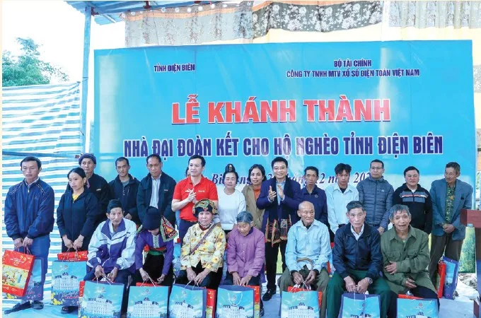 Bộ trưởng Bộ Tài chính Nguyễn Văn Thắng tham dự lễ khánh thành 108 căn nhà Đại đoàn kết cho các hộ nghèo, hộ có hoàn cảnh khó khăn, cao tuổi trên địa bàn tỉnh Điện Biên với tổng số tiền 6,48 tỷ đồng do Bộ Tài chính hỗ trợ (từ nguồn của Công ty TNHH MTV Xổ số Điện toán Việt Nam - Vietlott) 