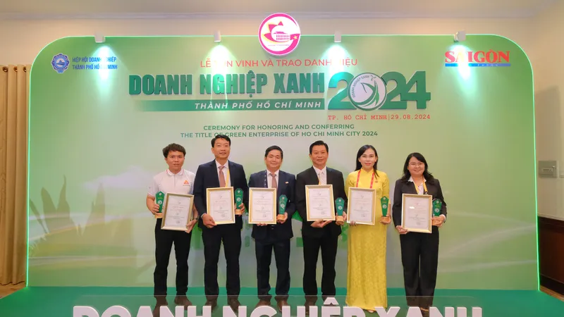 SATRA và các đơn vị thành viên tiếp tục nhận danh hiệu Doanh nghiệp xanh 2024