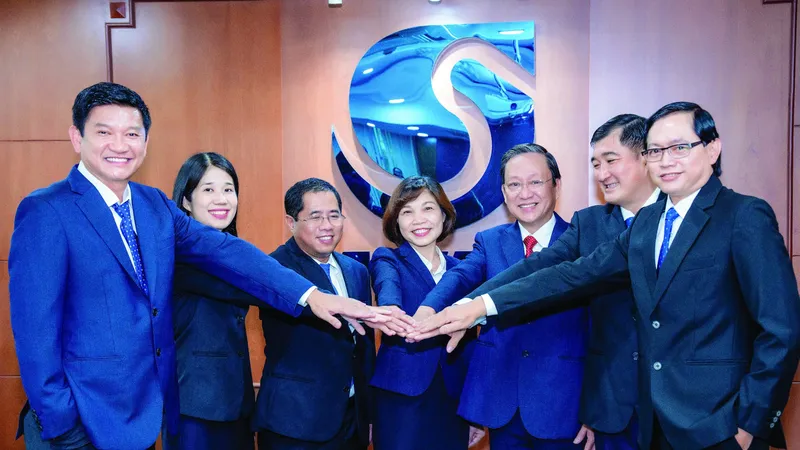 Tập thể lãnh đạo SAWACO đoàn kết, thực hiện nhiệm vụ phát triển hệ thống cấp nước thành phố hiện đại. 