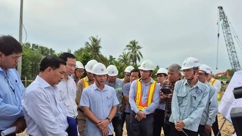  Lãnh đạo tỉnh Sóc Trăng kiểm tra tiến độ Dự án thành phần 4