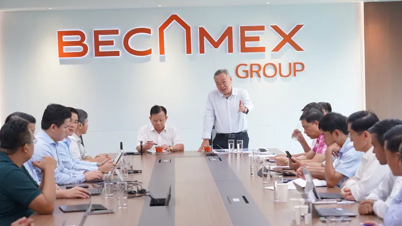 Ông Phạm Quốc Bảo, Chủ tịch HĐTV EVNHCMC tại buổi làm việc với Tập đoàn Becamex