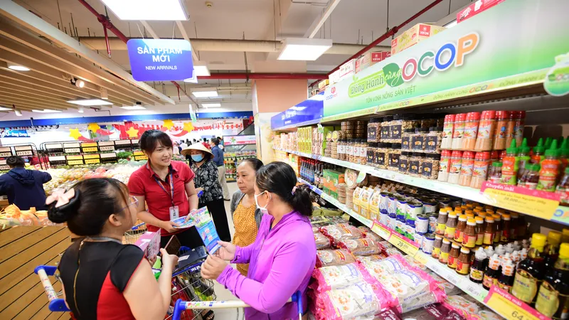 Chọn mua sản phẩm OCOP tại Siêu thị Co.opmart, TPHCM
