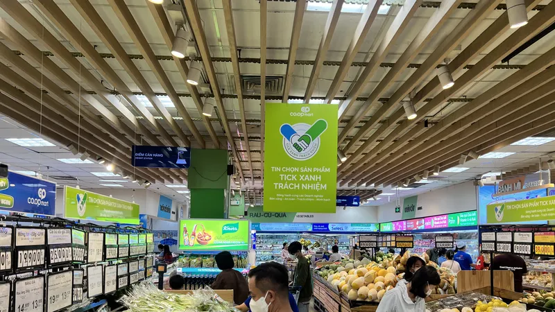 Sức mua sản phẩm trái cây, nông sản, thực phẩm giải nhiệt tăng mạnh tại Co.opmart