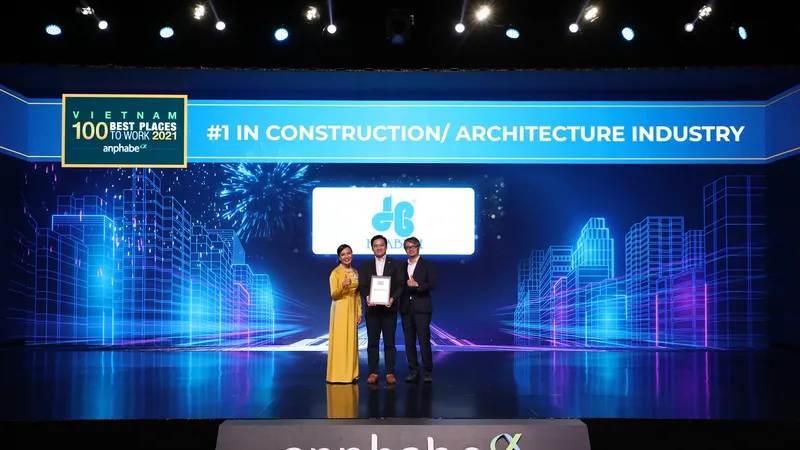 Hòa Bình đứng số 1 ngành xây dựng kiến trúc trong "Top 100 Nơi làm việc tốt nhất Việt Nam"