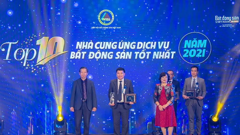 Tập đoàn Xây dựng Hòa Bình đứng số 1 trong Top 10 Nhà cung ứng dịch vụ bất động sản tốt nhất năm 2021