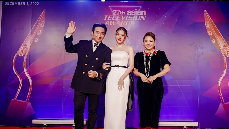 Thảm đỏ Asian TV Awards nhộn nhịp với sự góp mặt của hàng loạt tên tuổi đình đám châu Á