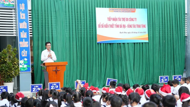 Công ty TNHH MTV XSKT Bà Rịa - Vũng Tàu đồng hành cùng nhiều hoạt động xã hội cho học sinh trong tỉnh