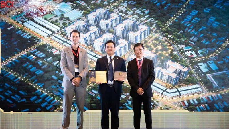 Tập đoàn Xây dựng Hòa Bình được vinh danh "Top 10 Nhà thầu xây dựng hàng đầu năm 2024"
