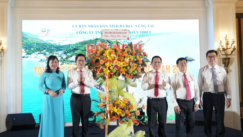 Công ty XSKT tỉnh Bà Rịa - Vũng Tàu: Luôn biết ơn và hỗ trợ những chính sách tốt nhất cho người bán vé số dạo