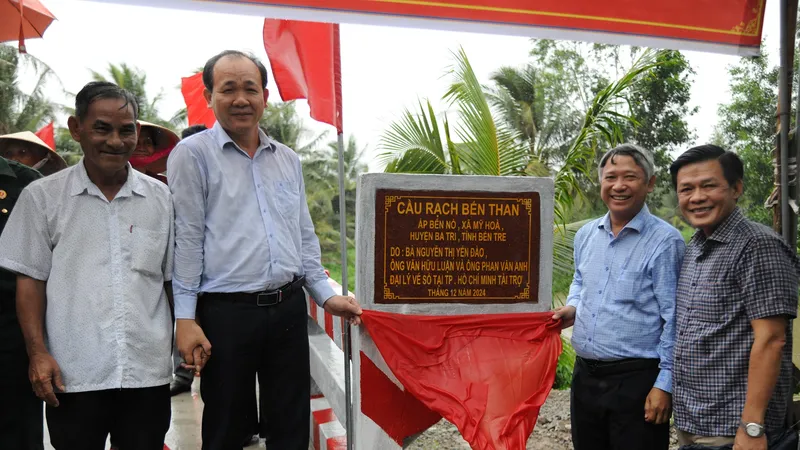 Khánh thành cầu Rạch Bến Than tỉnh Bến Tre