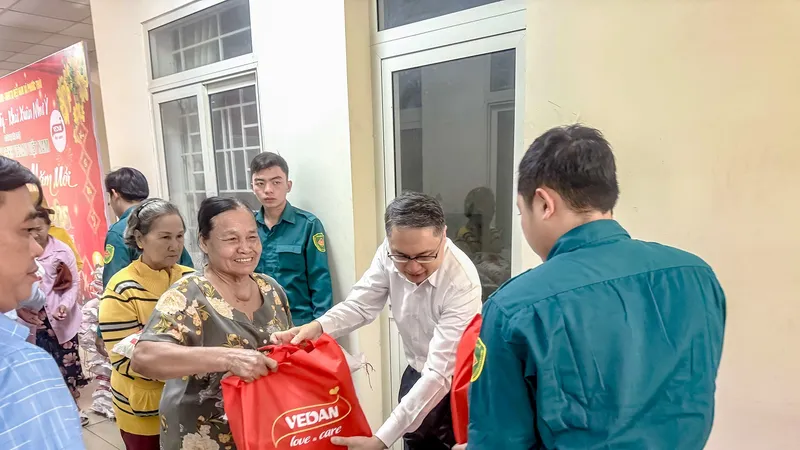 Vedan Việt Nam trao tặng hơn 2.000 phần quà nhân dịp Tết Ất Tỵ 2025