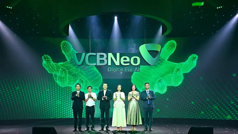 VCBNeo - công bố thương hiệu mới và ứng dụng ngân hàng số NeoOne 