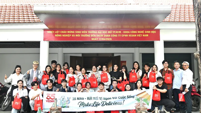 Công ty Vedan Việt Nam đón 2 đoàn sinh viên đến tham quan