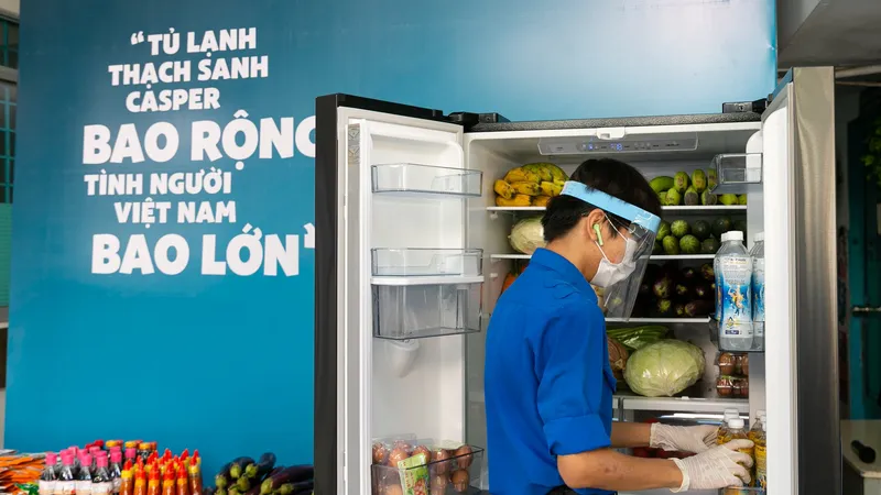 “Tủ lạnh Thạch Sanh” thường xuyên được lấp đầy thực phẩm để phục vụ người dân
