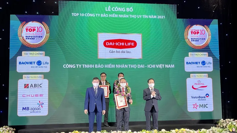 Dai-ichi life Việt Nam đạt danh hiệu top 3 công ty bảo hiểm nhân thọ uy tín năm 2021
