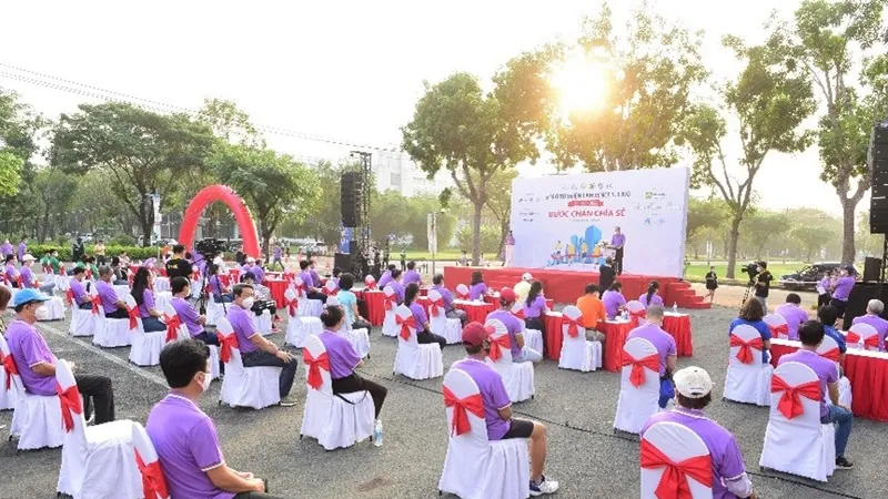 Bước chân chia sẻ