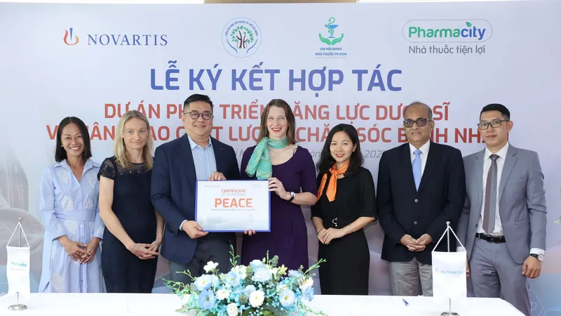  Novartis Việt Nam và Pharmacity ký kết hợp tác dự án phát triển năng lực dược sĩ và nâng cao chất lượng chăm sóc bệnh nhân