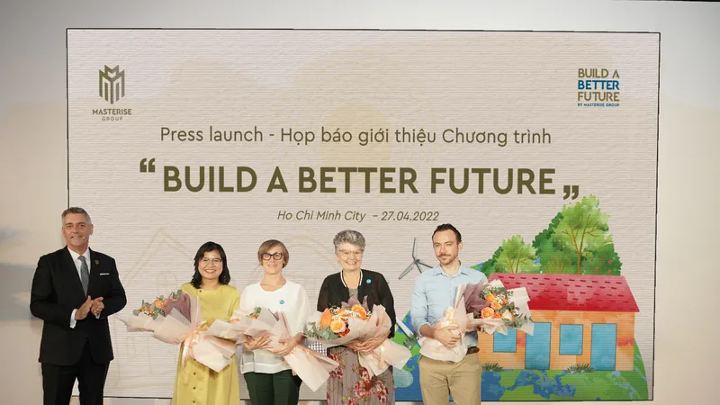 Đại diện Masterise Group giới thiệu các đối tác đồng hành cùng chương trình “Build A Better Future - Kiến tạo tương lai”