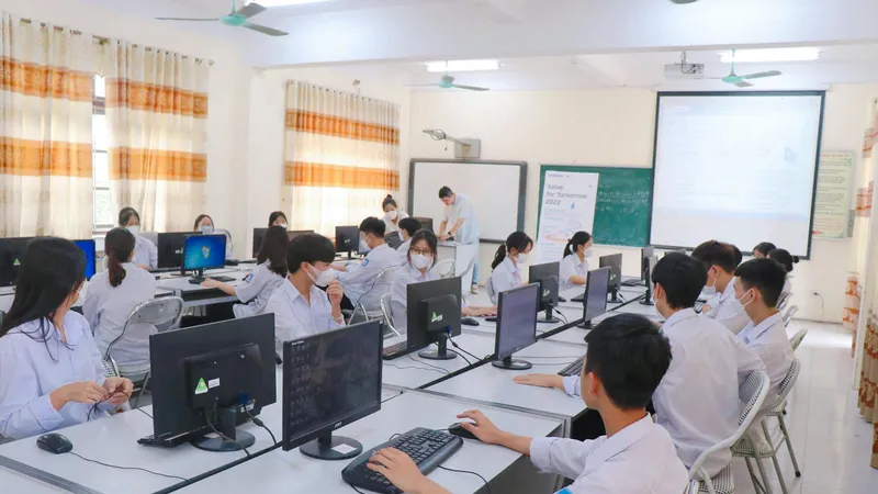 Solve for Tomorrow - sân chơi nuôi dưỡng và phát huy đam mê công nghệ