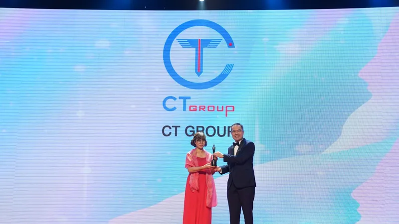 Đại diện Tập đoàn CT Group tại lễ trao giải HRAA 2022
