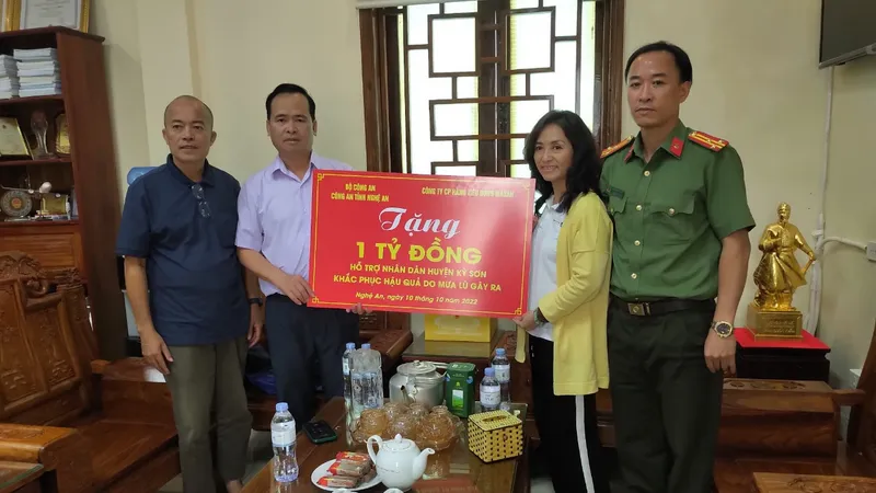 Masan đã ủng hộ 1 tỷ đồng cho UBND huyện Kỳ Sơn để cùng chính quyền địa phương và bà con nhanh chóng khắc phục thiệt hại