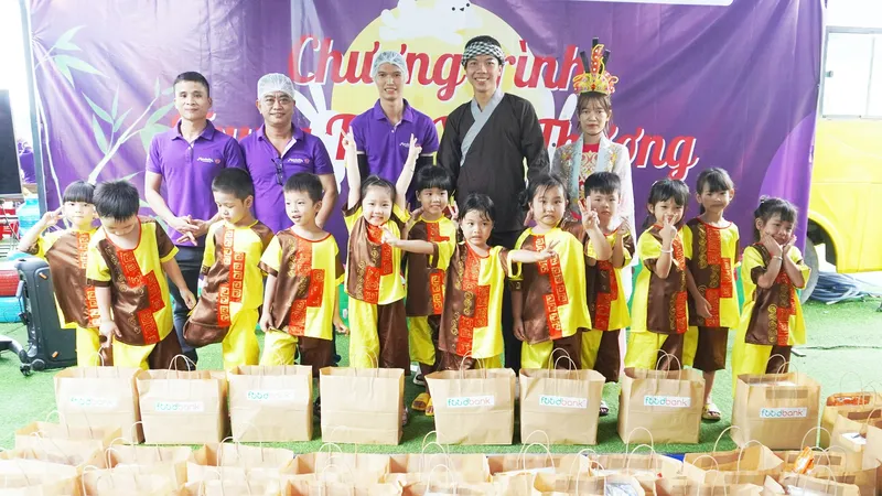 Mondelez Kinh Đô hỗ trợ thực phẩm cho cộng đồng trị giá 9,6 tỷ đồng từ đầu năm đến nay