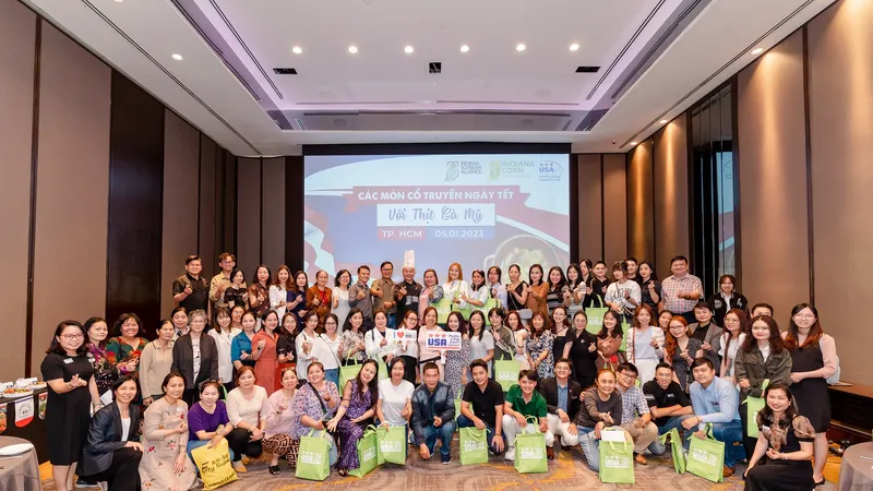 Nấu món cổ truyền ngày tết với thịt gà Mỹ