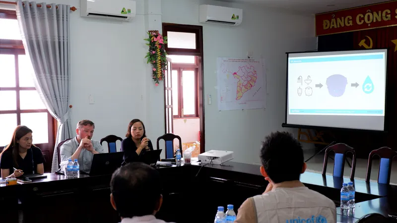 Đại diện SCG Thái Lan và UNICEF Việt Nam giới thiệu Aquonic - mô hình nhà vệ sinh không phát thải 