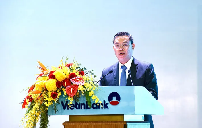 Ông Trần Minh Bình, Chủ tịch HĐQT phát biểu khai mạc ĐHĐCĐ thường niên VietinBank năm 2023