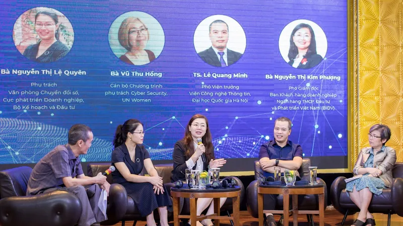 Bà Nguyễn Thị Kim Phượng - Phó Giám đốc Ban Khách hàng doanh nghiệp BIDV, phát biểu tại chương trình