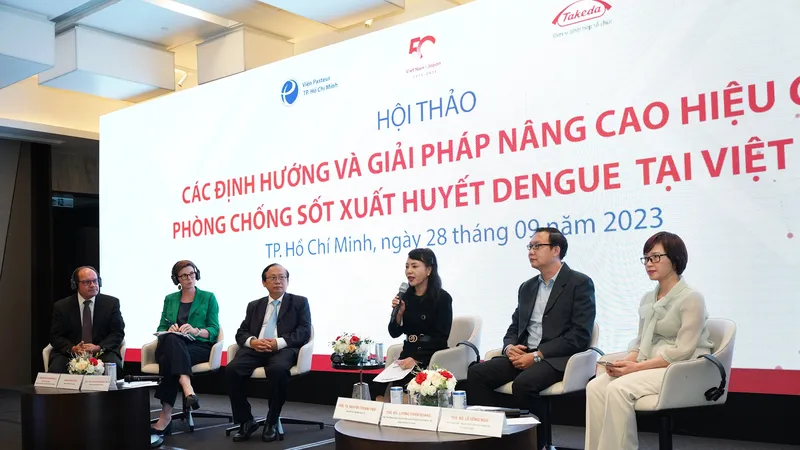Chuyên gia bàn chiến lược phòng chống sốt xuất huyết tại Việt Nam