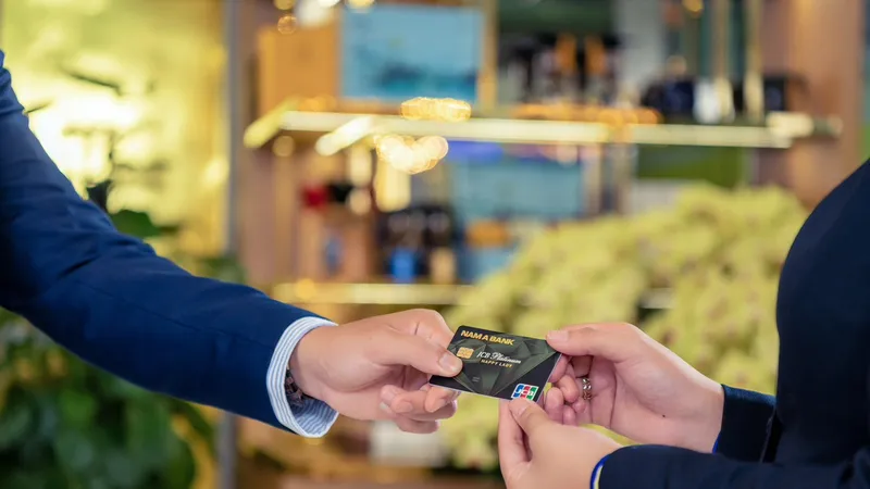 Nam A Bank giảm phí giao dịch ngoại tệ chỉ còn 0,99%