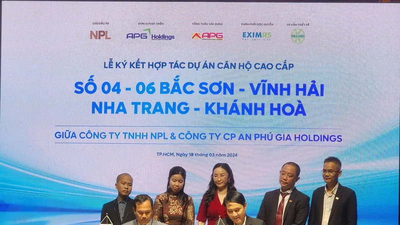 Quang cảnh lễ ký kết