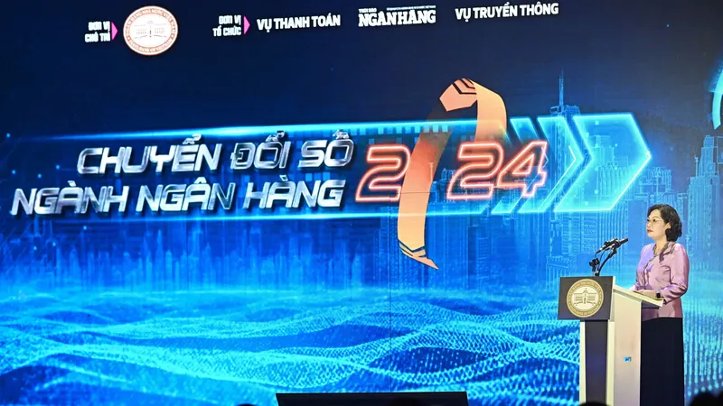 Thống đốc NHNN Nguyễn Thị Hồng phát biểu tại sự kiện