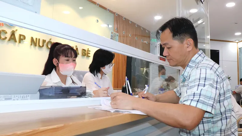 Người dân hài lòng về chất lượng phục vụ khách hàng khi đến giao dịch tại đơn vị cấp nước