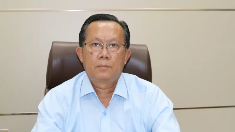 Ông Trần Duy Khang, Giám đốc Nhà máy nước Tân Hiệp