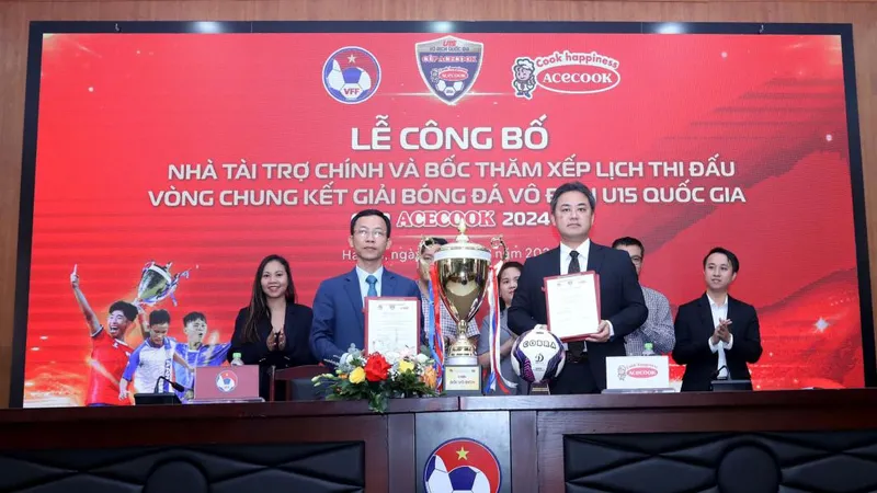 Lễ ký kết là Nhà tài trợ chính của Vòng Chung Kết Giải Bóng đá Vô địch U15 Quốc gia – Cúp Acecook 2024