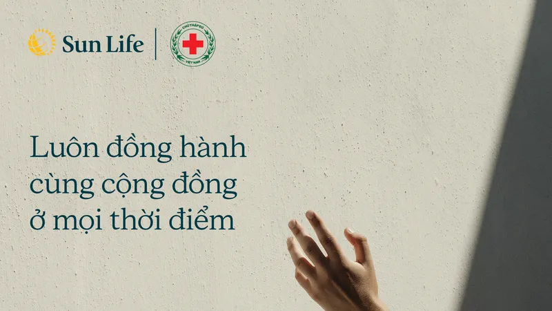 Sun Life Việt Nam đóng góp 1,8 tỷ đồng hỗ trợ người dân vượt qua bão Yagi và lũ lụt miền Bắc
