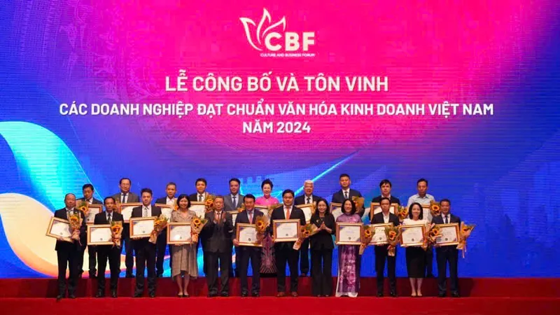 Lễ công bố và tôn vinh các doanh nghiệp đạt chuẩn Văn hóa kinh doanh Việt Nam năm 2024