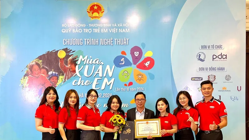 Quỹ Vì cuộc sống tươi đẹp của Dai-ichi Life Việt Nam nhận bằng khen của Bộ Lao động – Thương binh và Xã hội