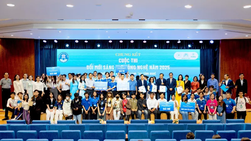 Sự kiện thu hút đông đảo sinh viên các trường thuộc Khối thi đua 22 tham gia tranh tài