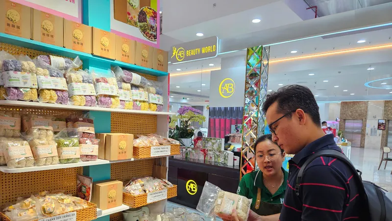 Tăng kết nối – Mở lối tiêu thụ cho hàng Việt