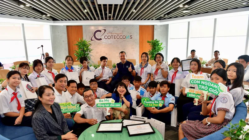 Coteccons trao học bổng “Xây nền ước mơ” cho con của công nhân xây dựng trên toàn quốc