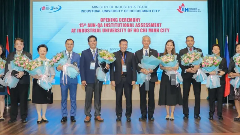 IUH là cơ sở giáo dục thứ hai của Việt Nam đạt chuẩn AUN-QA phiên bản 3.0