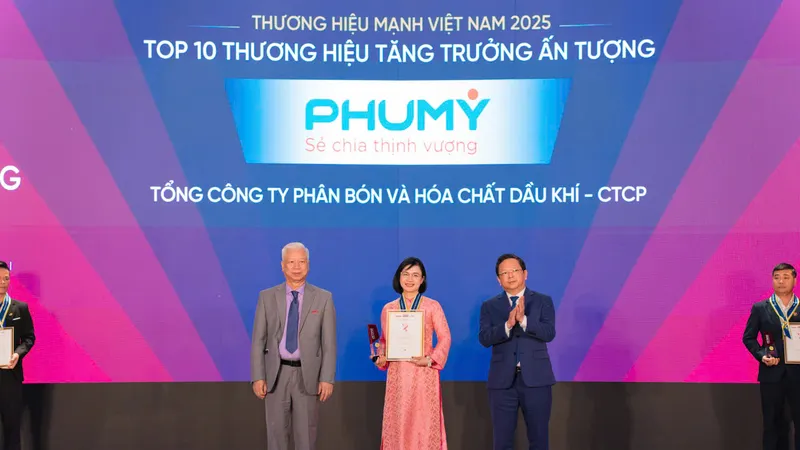 Phú Mỹ nhận Danh hiệu Top 10 Thương hiệu mạnh tăng trưởng ấn tượng 2025 trong Top 50 Thương hiệu mạnh 2025